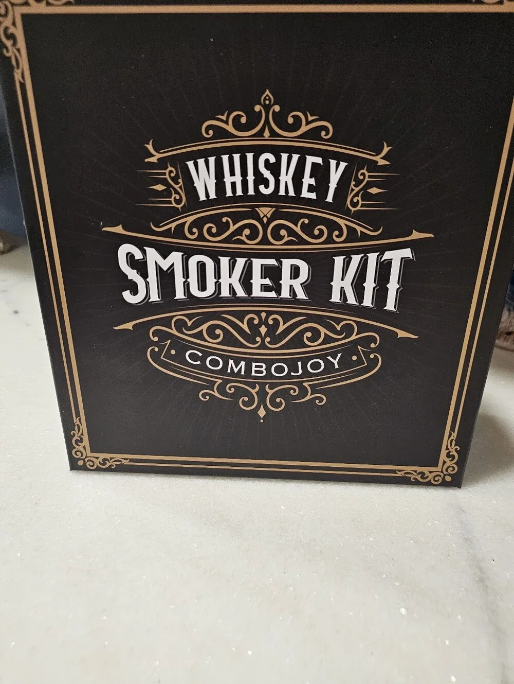 Combojoy Whiskey Smoker Kit Cocktail Smoking Set with 6 Flavors Torch Glasses